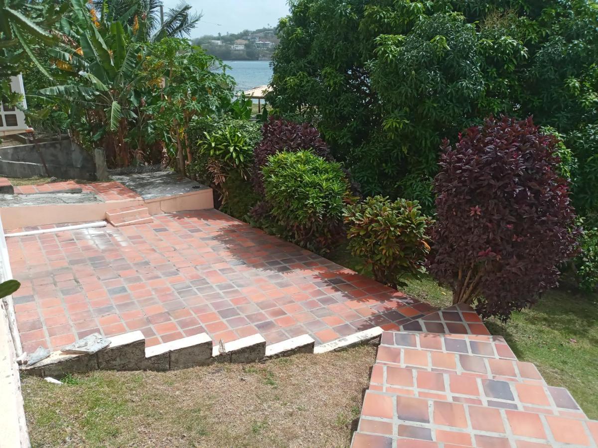 Aanola Villas Castries Esterno foto